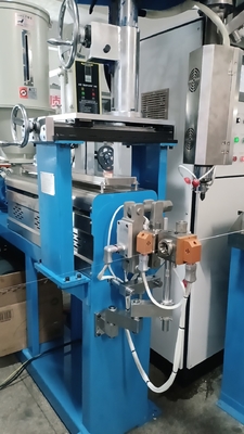 調節可能な速度および張力の機械を作るワイヤー ケーブル