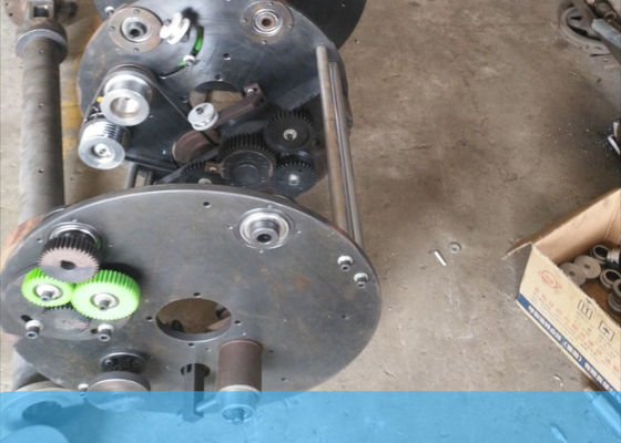 自動機械をねじる1800rpm銅ケーブルを数える高速メートル