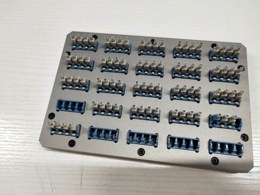 機械に自動接着剤ディスペンサーの繊維光学装置をするSC/LC/FC繊維のパッチ・コード